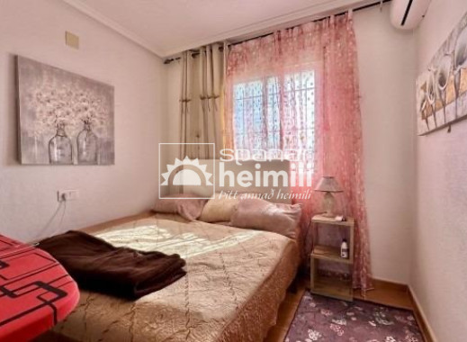 Revente - Mitoyenne -
Los Altos/Los Balcones