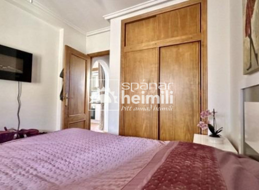 Revente - Mitoyenne -
Los Altos/Los Balcones