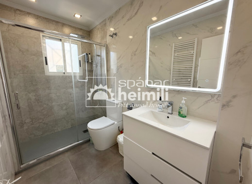 Nýbygging - Íbúð í fjölbýli -
Torrevieja