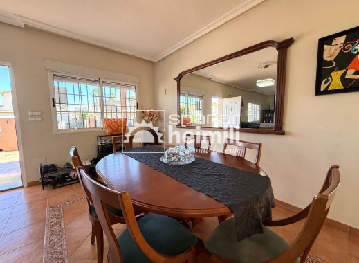 Reventa - Villa -
Cabo Roig