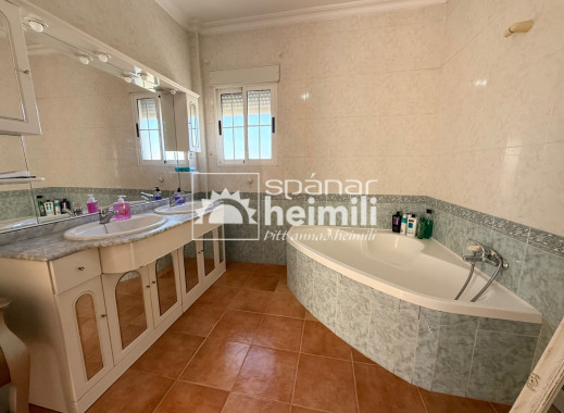 Reventa - Villa -
Cabo Roig