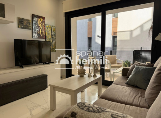 Resale - Apartment -
El Raso