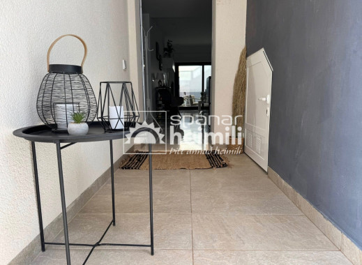 Resale - Apartment -
El Raso