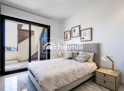 Endursala - Íbúð í fjölbýli -
Playa flamenca