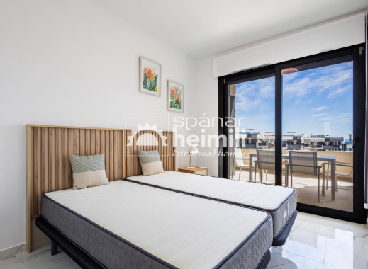 Endursala - Íbúð í fjölbýli -
Playa flamenca