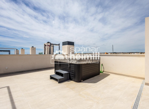 Endursala - Íbúð í fjölbýli -
Playa flamenca