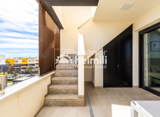 Endursala - Íbúð í fjölbýli -
Playa flamenca