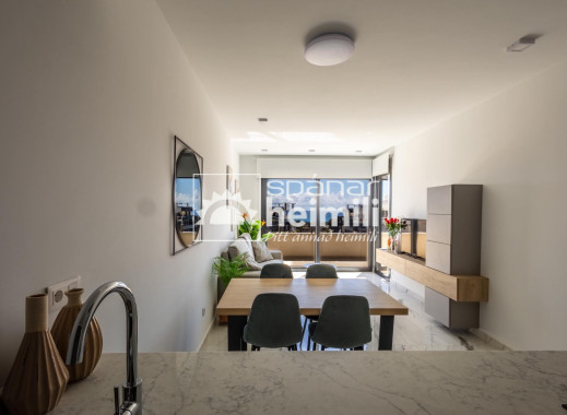 Endursala - Íbúð í fjölbýli -
Playa flamenca