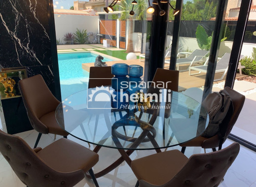 Endursala -  -
Torrevieja