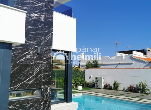 Endursala -  -
Torrevieja