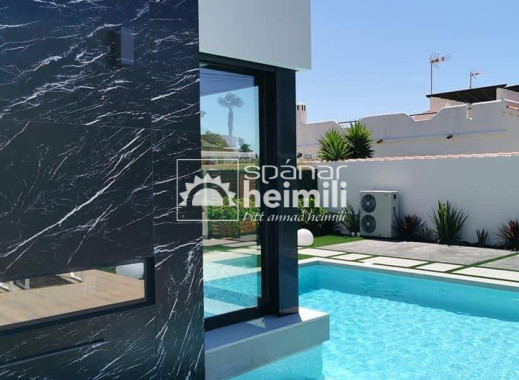 Endursala -  -
Torrevieja