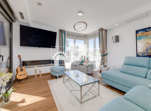 Endursala -  -
Los Altos/Los Balcones