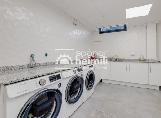 Endursala -  -
Los Altos/Los Balcones