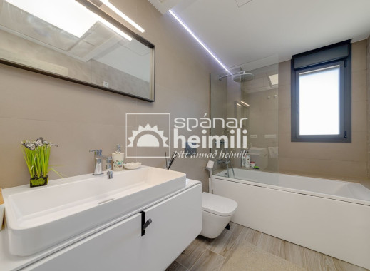 Endursala -  -
Los Altos/Los Balcones