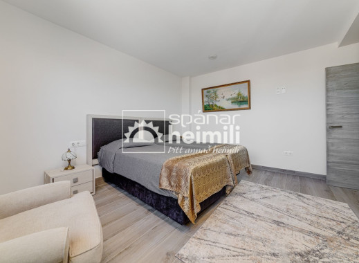 Endursala -  -
Los Altos/Los Balcones