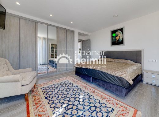 Endursala -  -
Los Altos/Los Balcones