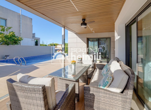 Endursala -  -
Los Altos/Los Balcones