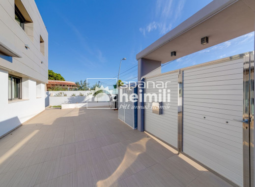 Endursala -  -
Los Altos/Los Balcones