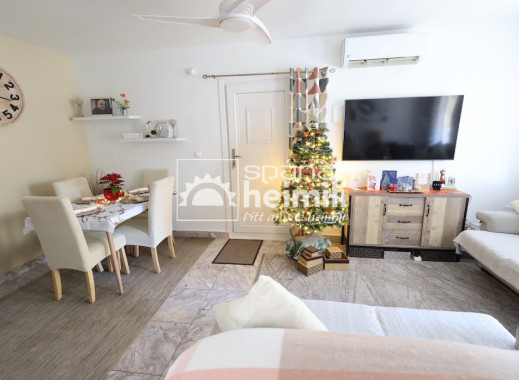 Herverkoop - Bungalow -
Torrevieja