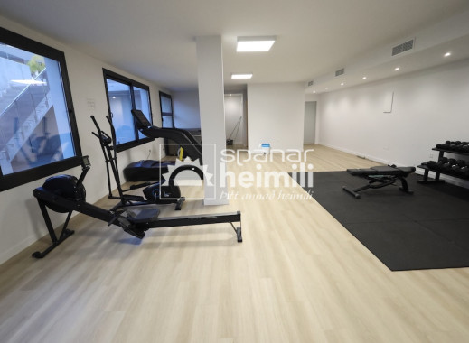 Endursala - Íbúð í fjölbýli -
Playa flamenca