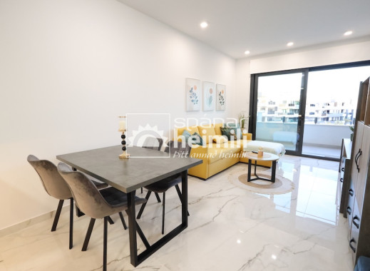 Endursala - Íbúð í fjölbýli -
Playa flamenca