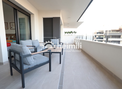 Endursala - Íbúð í fjölbýli -
Playa flamenca