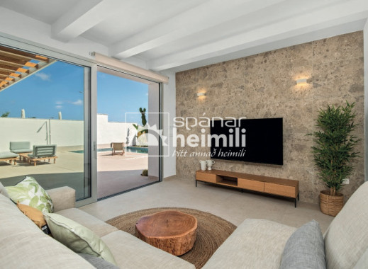 Langtímaleiga - Parhús  -
Daya Nueva/Dolores