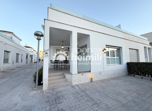 Endursala -  -
Villamartin