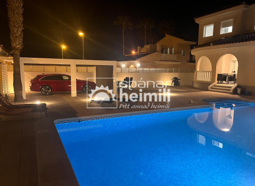 Endursala - Einbýli -
Quesada/Benijofar