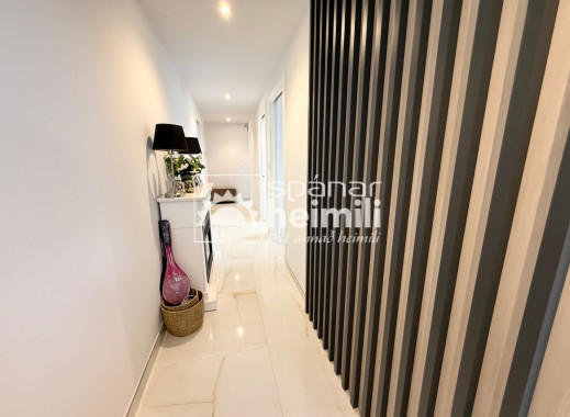 Endursala - Íbúð í fjölbýli -
Playa flamenca