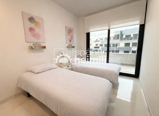 Endursala - Íbúð í fjölbýli -
Playa flamenca