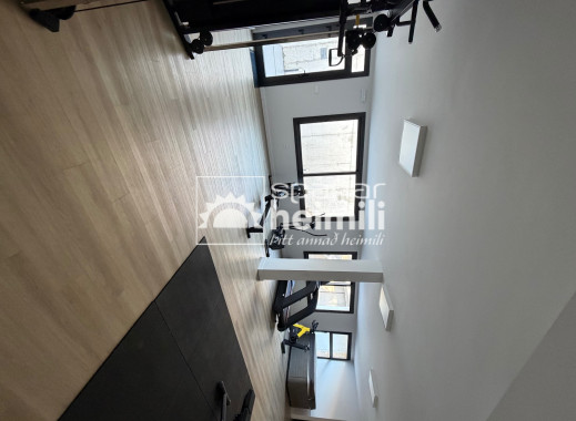 Endursala - Íbúð í fjölbýli -
Playa flamenca