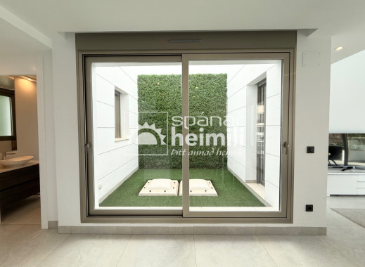 Videresalg -  -
Villamartin