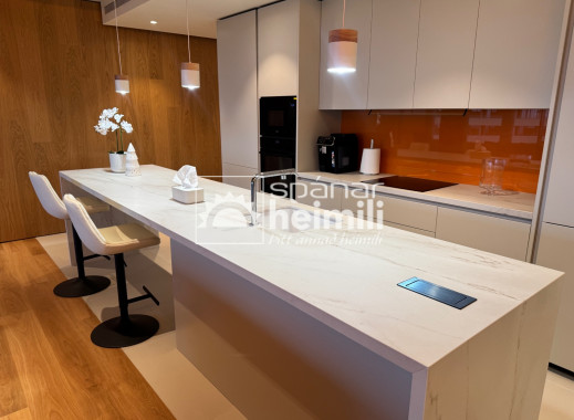 Endursala - Íbúð í fjölbýli -
Málaga/Marbella - Málaga