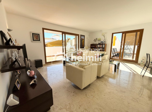 Endursala - Þakíbúðir -
Punta Prima