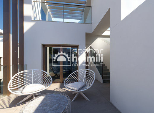 Nybyggeri - Halvåbent hus -
Los Alcazares