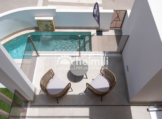 Nybyggeri - Halvåbent hus -
Los Alcazares