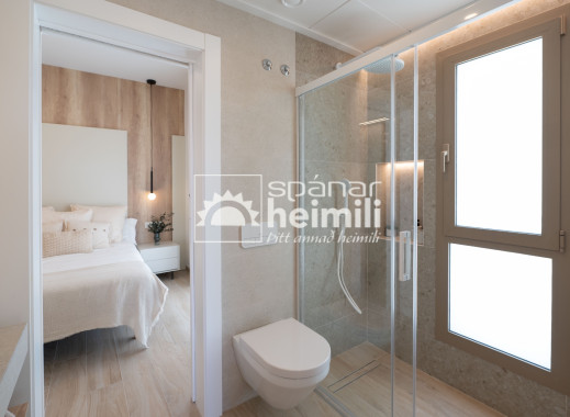 Nybyggeri - Halvåbent hus -
Los Alcazares