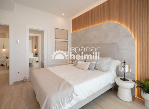 Nybyggeri - Halvåbent hus -
Los Alcazares