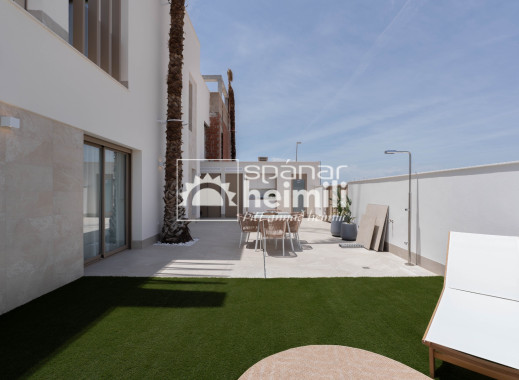 Nybyggeri - Halvåbent hus -
Los Alcazares