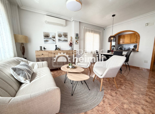 Endursala - Parhús  -
Cabo Roig