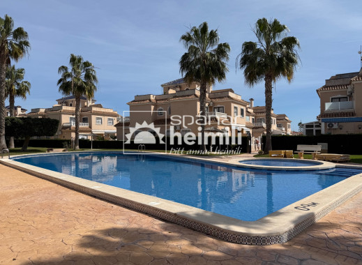 Endursala - Parhús  -
Cabo Roig