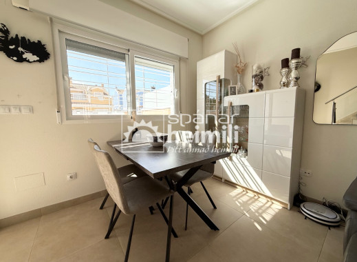 Endursala - Íbúð í fjölbýli -
Cabo Roig