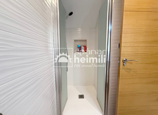 Endursala - Íbúð í fjölbýli -
Cabo Roig