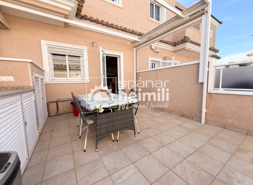 Endursala - Íbúð í fjölbýli -
Cabo Roig