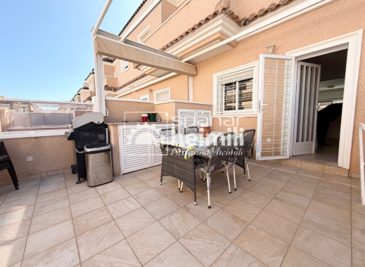 Endursala - Íbúð í fjölbýli -
Cabo Roig