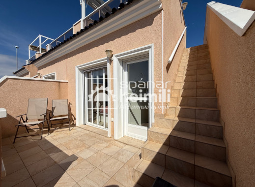 Endursala - Íbúð í fjölbýli -
Cabo Roig