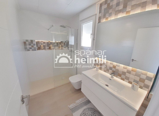 Obra nueva - Adosado -
Sucina