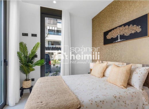 Endursala - Íbúð í fjölbýli -
Santa Rosalia