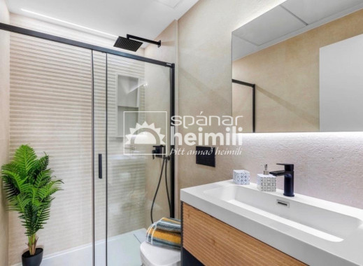 Endursala - Íbúð í fjölbýli -
Santa Rosalia